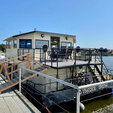 Holiday home Island-dreams Hausboote Groth & Rhin *
