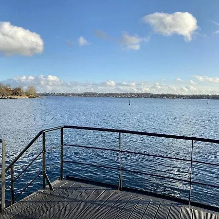 Island-dreams Hausboote Groth & Rhin Feriehus Slesvig