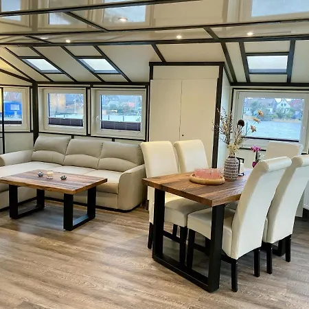 Island-dreams Hausboote Groth & Rhin