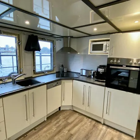 Island-dreams Hausboote Groth & Rhin