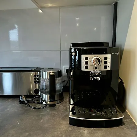 Island-dreams Hausboote Groth & Rhin *