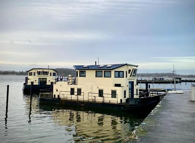 Island-dreams Hausboote Groth & Rhin *